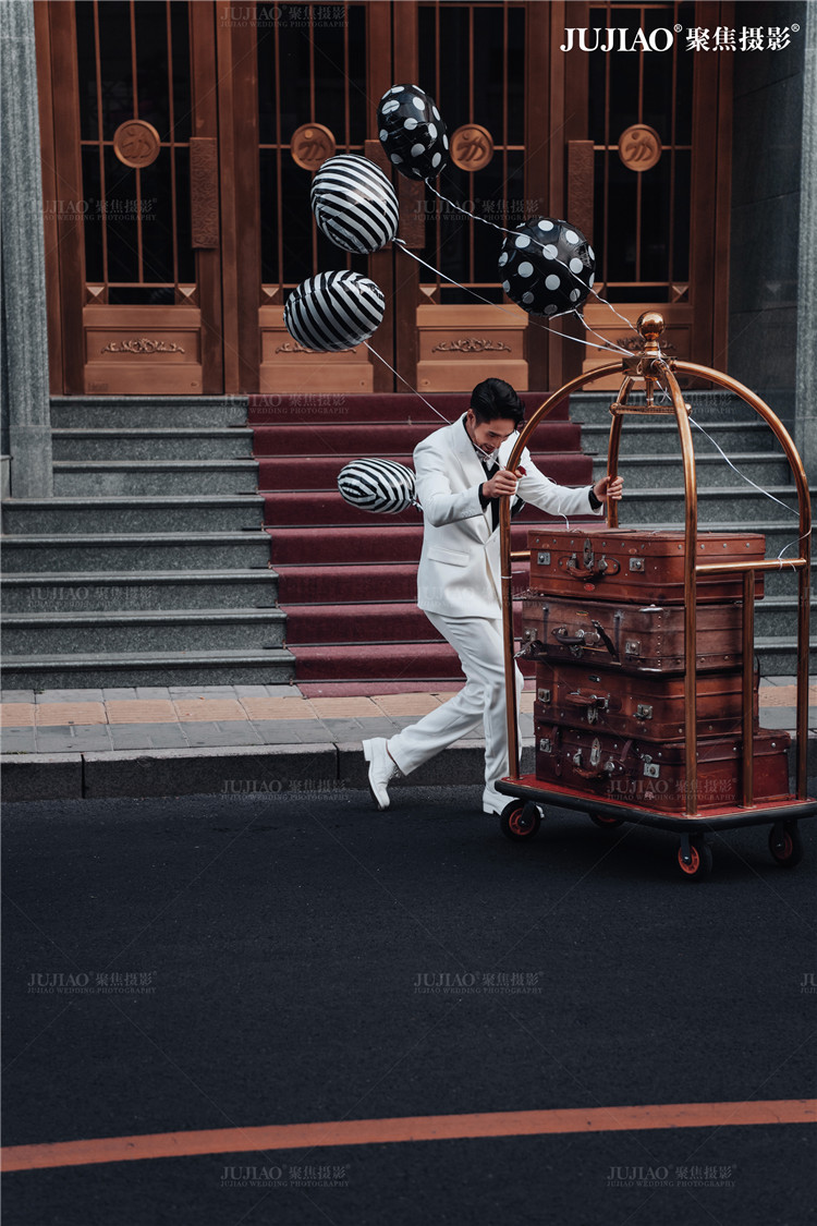 城市旅行婚纱照