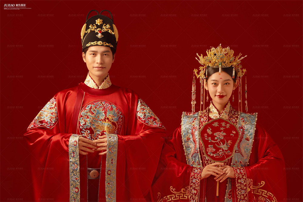 中式婚纱照