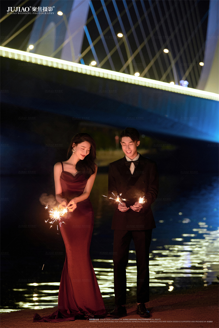 夜景大桥婚纱照